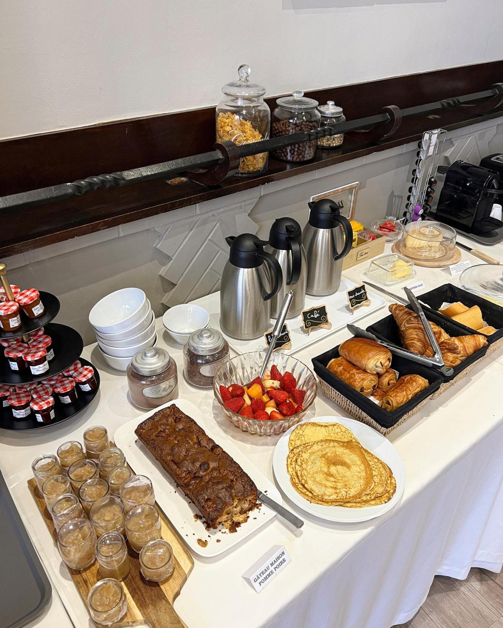 Hotel Joly Armentières Eksteriør bilde