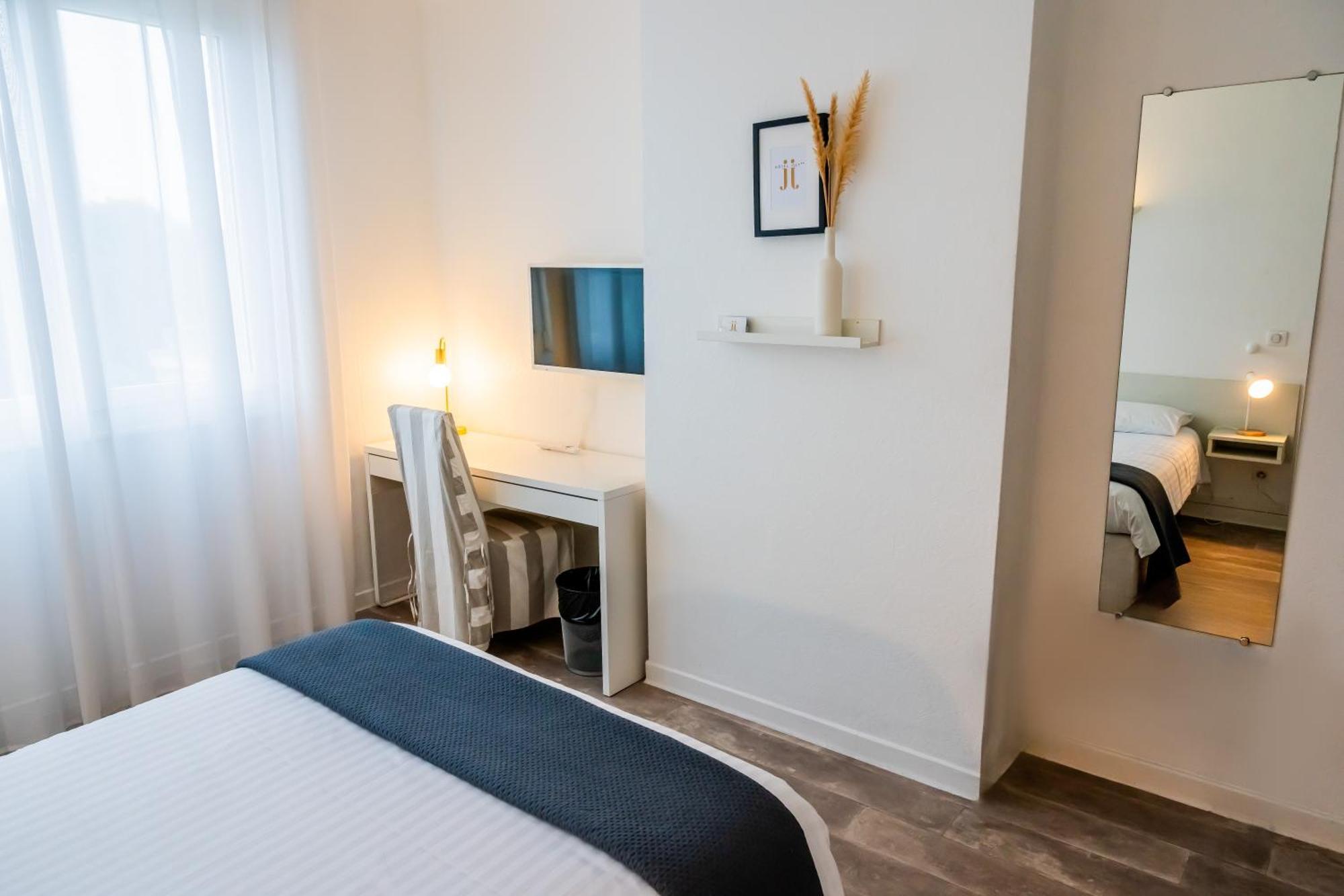 Hotel Joly Armentières Eksteriør bilde